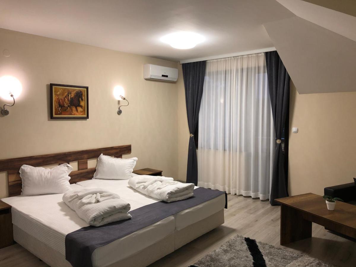 Hotel Ostrova Plovdiv Luaran gambar