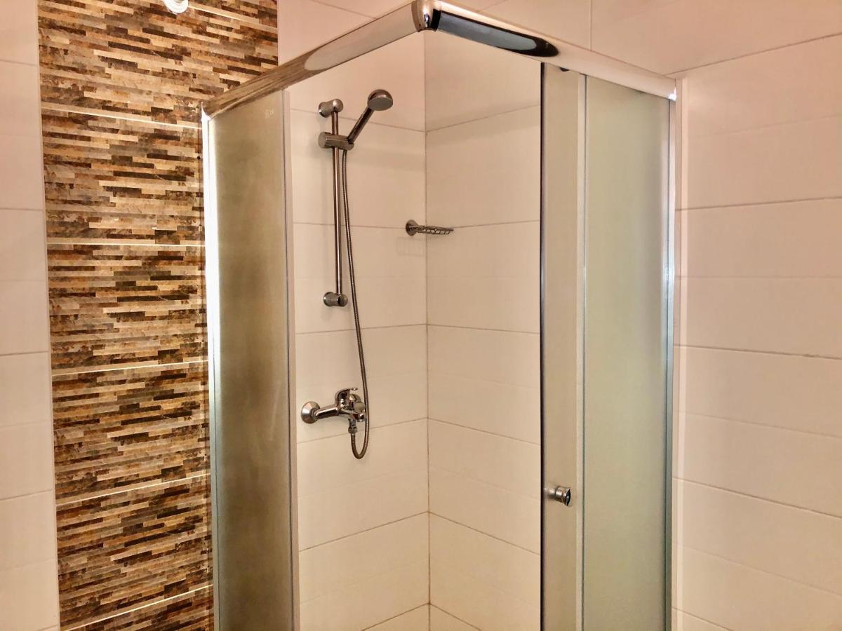 Hotel Ostrova Plovdiv Luaran gambar