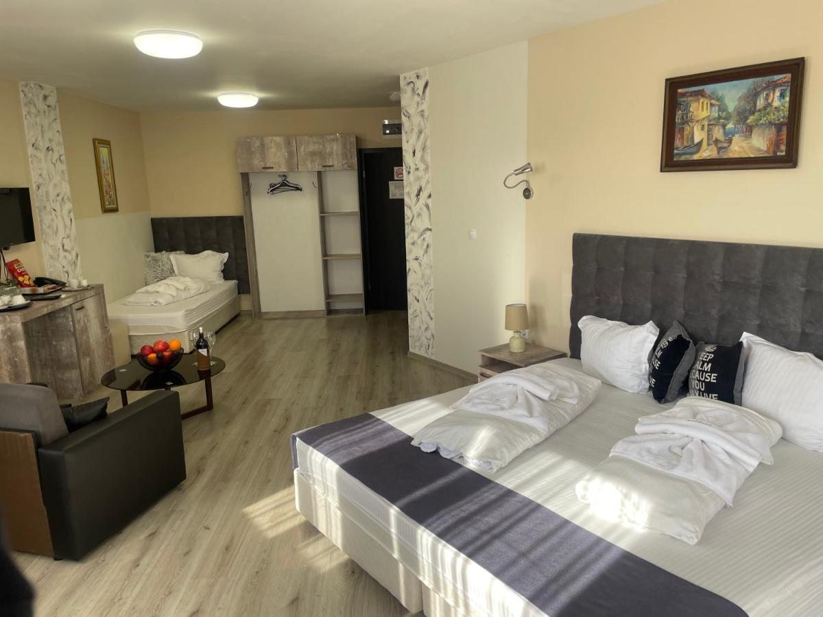 Hotel Ostrova Plovdiv Luaran gambar