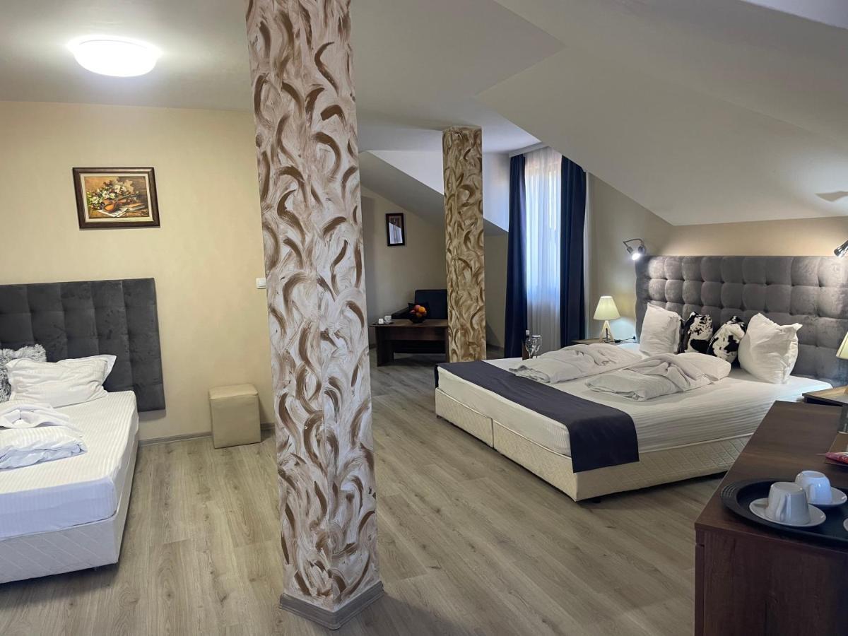 Hotel Ostrova Plovdiv Luaran gambar
