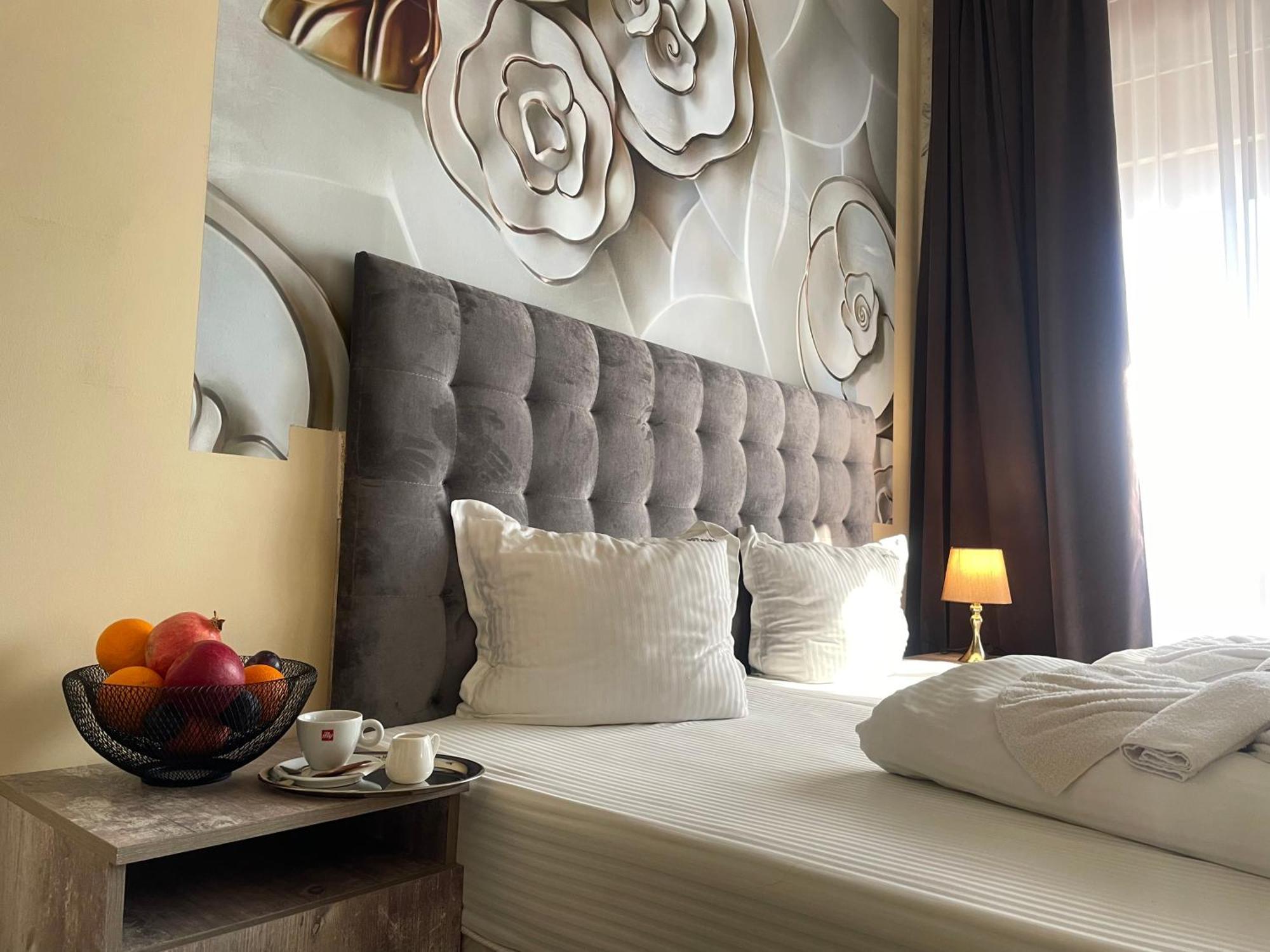 Hotel Ostrova Plovdiv Luaran gambar