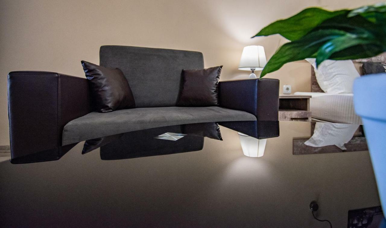 Hotel Ostrova Plovdiv Luaran gambar