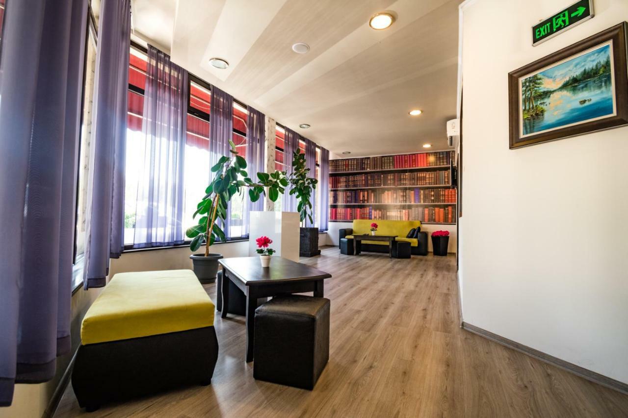 Hotel Ostrova Plovdiv Luaran gambar